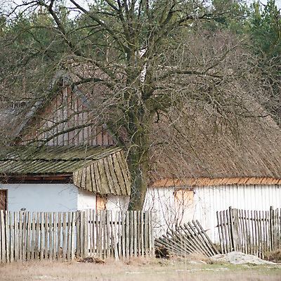 포토 JPG 해외이미지 산업 벽 백그라운드 건축양식 창문 공장 유리 벽돌 직장 사람없음 내부 건물 빛 금속 검은색 어둠 수확 도시 폐기물 위험 버리기 창고 복고 먼지 낭비 구식 그런지 깨짐 방치 썩음 옛날 철강 파멸 해외202004 해외포토 건축물 건축 컬러 컨셉 농업 회사 공업 모션 재질 쓰레기 파일형식 소멸 이미지허브