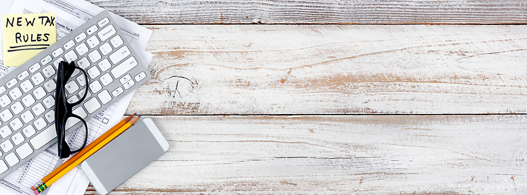 포토 JPG 해외이미지 종이 백그라운드 비즈니스 사람없음 내부 목재 금융 스마트폰 컴퓨터 사무실 연필 미국 흰색 시골 키보드 업무 변화 4월 책상 서비스 서식 문서 법 규칙 수익 계좌 세금 수입 업데이트 환불 카피스페이스 해외202004 해외포토 나무 컬러 가구 컨셉 북아메리카 재료 학용품 경제 전자제품 핸드폰 스마트기기 필기구 공백 작업 날짜 파일형식 이미지허브