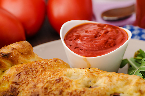 포토 JPG 해외이미지 전통 접시 음식 백그라운드 토마토 치즈 피자 건강 육류 요리 사람없음 식당 식사 저녁식사 버섯 이탈리아 껍질 흰색 신선 황금 맛 굽기 지중해 허브 유기농 햄 반죽 무거움 바질 점심식사 폭식 고립 모짜렐라치즈 바이오 페스츄리 해외202004 해외포토 식물 식기 웰빙 유럽 빵 바다 컬러 컨셉 채소 식재료 유제품 패스트푸드 서양음식 상점 무게 구이 파일형식 이미지허브