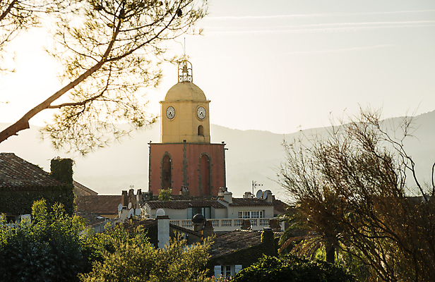 포토 JPG 해외이미지 유럽 바다 여행 하늘색 요트 건축양식 하늘 지붕 휴가 주택 사람없음 건물 여름 파란색 교회 여행객 마을 탑 항구 일몰 프랑스 도시 성자 지중해 포트 프랑스어 프로방스 해외202004 해외포토 문자 건축물 계절 건축 나라 종교 컬러 배_교통 종교건축 교통시설 사람 노을 파일형식 이미지허브