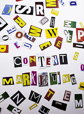 포토 JPG 해외이미지 손 교육 백그라운드 컨셉 인터넷 비즈니스 텍스트 통신 사람 사람없음 단어 노트북 컴퓨터 사무실 펜 디지털 공책 웹 정보 흰색 기록 업무 네트워크 시장 계획 책상 분석 검색 상업 커뮤니티 엔진 온라인 진행 경영 마케팅 소셜 출판 해외202004 해외포토 문자 컬러 가구 문구용품 신체부위 전자제품 필기구 작업 파일형식 이미지허브