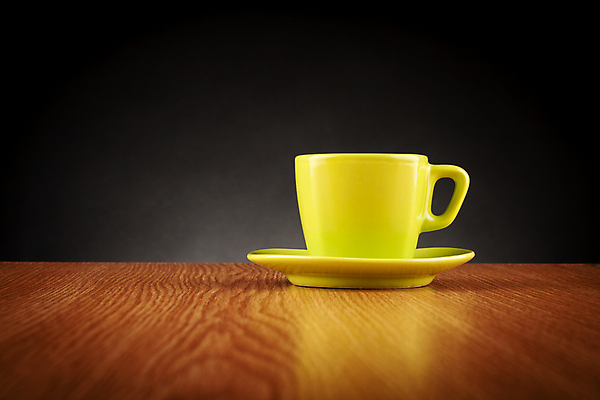 포토 JPG 해외이미지 커피 음료 음식 백그라운드 재료 탁자 콩 사람없음 컵 농작물 갈색 검은색 이탈리아 카페 머그컵 뜨거움 맛 낟알 굽기 에스프레소 내추럴 카페인 해외202004 해외포토 식기 유럽 컬러 가구 컨셉 농업 곡류 상점 구이 파일형식 이미지허브