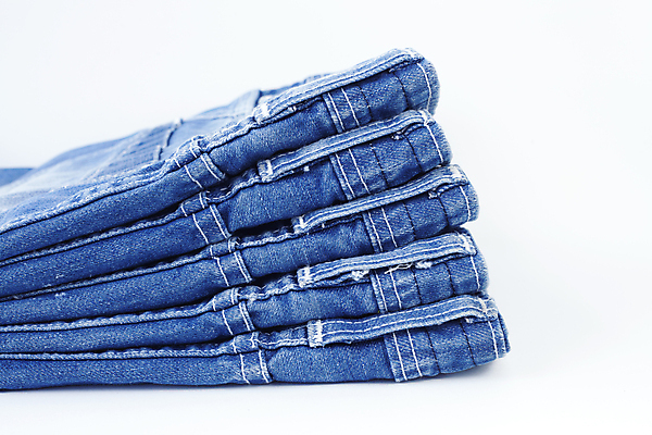 포토 JPG 해외이미지 옷 백그라운드 바지 사람없음 파란색 빛 유행 쌓기 어둠 흰색 청바지 직물 면 모서리 그늘 해군 고립 접기 해외202004 해외포토 컬러 모션 하의 군대 파일형식 이미지허브