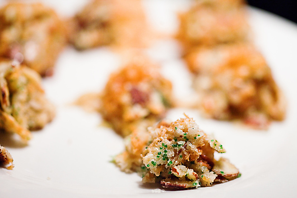 포토 JPG 해외이미지 접시 음식 백그라운드 공 휴가 디저트 건강 사탕 사람없음 장식 갈색 쌓기 쿠키 과자 케이크 식사 빵집 견과류 흰색 대접 달콤 맛 아침식사 설탕 굽기 배열 먹기 컵받침 크림 묘사 밀가루 코코넛 칼로리 페스츄리 핸드메이드 해외202004 해외포토 식기 빵 컬러 컨셉 과일 모션 상점 가루 구이 받침대 파일형식 이미지허브