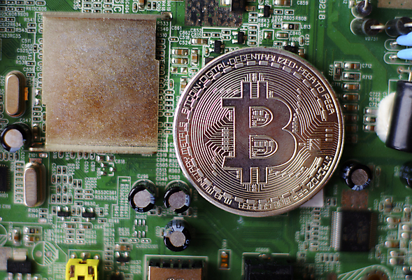 포토 JPG 해외이미지 컨셉 돈 인터넷 비즈니스 사람없음 금융 경제 컴퓨터 디지털 동전 웹 시장 황금 암호 무역 순환 상업 전자 토막 프로세서 가상 가상화폐 해외포토 산업 모션 전자제품 재산 파일형식 이미지허브