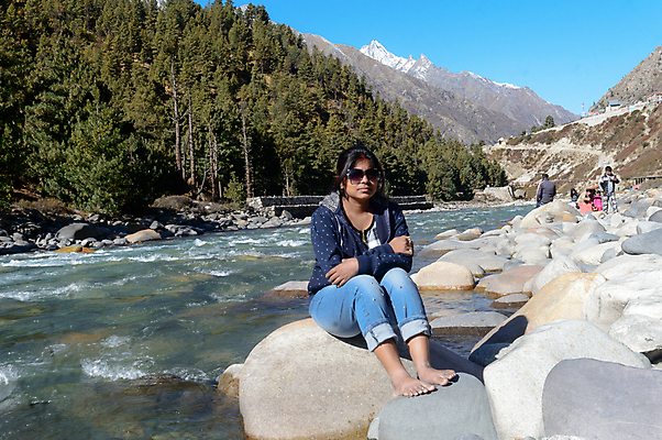포토 JPG 해외이미지 라이프스타일 응시 행복 호수 여행 청소년 하늘 휴가 휴식 산 건강 한명 캐주얼 여름 관광지 강 햇빛 여행객 맑음 고요 하이킹 강가 카약 산봉우리 명승지 히말라야 여자한명만 산맥 해외포토 1 시선 옷 계절 감정 컨셉 레저 날씨 사람 풍경 생활 태양 수상스포츠 봉우리 여자만 파일형식 이미지허브