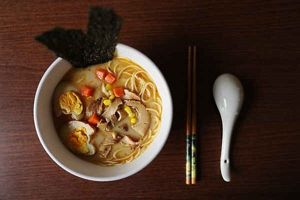 포토 JPG 해외이미지 전통 접시 아시아 음식 백그라운드 젓가락 탁자 양파 따뜻함 육류 돼지고기 요리 동양인 사람없음 초록색 계란 일본 식사 저녁식사 치킨 중국 당근 면 돼지 뜨거움 사발 맛 수프 수증기 레몬 홋카이도 국수 생강 점심식사 쪽파 일본음식 해외포토 식기 나라 컬러 가구 컨셉 채소 과일 식재료 포유류 뿌리채소 수저 인종 알 면류 사기그릇 파 닭고기요리 파일형식 이미지허브