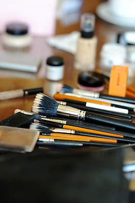 포토 JPG 해외이미지 얼굴 장신구 그림자 사람없음 치료 세트 유행 페인트 화장품 거울 붓 팔레트 우아함 상품 가루 만들기 아이섀도 돌봄 위생관리 해외포토 컨셉 의학 모션 관리 신체부위 뷰티 파일형식 이미지허브