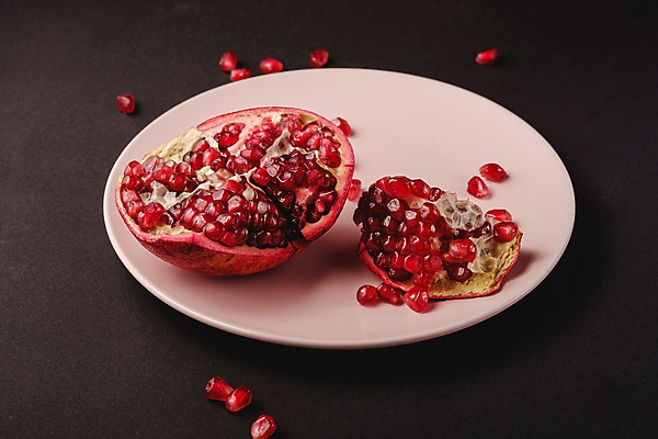 포토 JPG 해외이미지 검은배경 사람없음 낟알 석류 석류알 해외포토 백그라운드 과일 검은색 파일형식 이미지허브