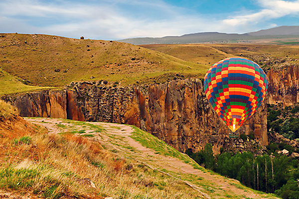 포토 JPG 해외이미지 주간 하늘 카파도키아 풍경 사람없음 야외 열기구 비행 해외포토 자연요소 항공교통 파일형식 튀르키예 이미지허브