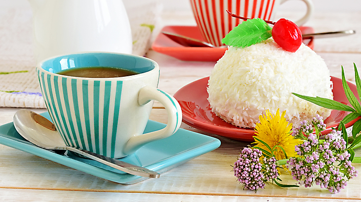 포토 JPG 해외이미지 열매 꽃 커피 티타임 사람없음 케이크 달콤 커피잔 티스푼 코코넛 해외포토 식물 음료 과일 휴식 디저트 잔 숟가락 맛 파일형식 이미지허브