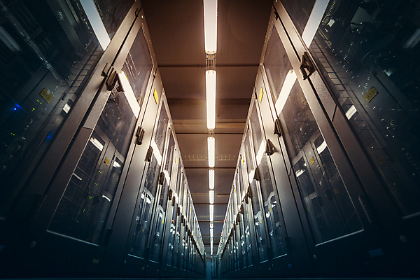 포토 JPG 해외이미지 구름 산업 백그라운드 인터넷 비즈니스 통신 추상 기술 손잡이 사람없음 내부 파란색 컴퓨터 문 디지털 자료 웹 힘 방 장비 정보 흰색 그물 네트워크 센터 캐비닛 서비스 보안 시스템 수납 데이터베이스 서버 신발장 줄서기 지원 하드웨어 네트워킹 카피스페이스 제공자 해외포토 자연요소 컬러 무늬 모션 안전 전자제품 공백 사물함 파일형식 이미지허브