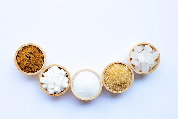 포토 JPG 해외이미지 식재료 실내 종류 사람없음 조미료 달콤 설탕 흰배경 나무그릇 황설탕 해외포토 그릇 백그라운드 내부 목재 흰색 맛 향미료 파일형식 이미지허브