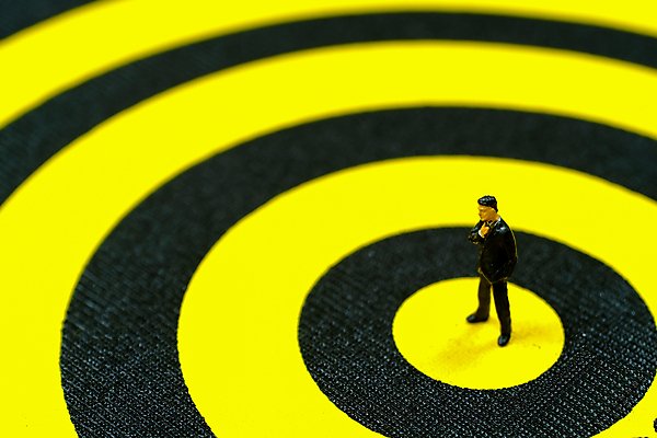 포토 JPG 해외이미지 모델 디자인 남자 스포츠 백그라운드 컨셉 비즈니스 성공 설계 노동자 아이디어 서기 사람 사람없음 금융 숫자 노란색 공연 미니어처 성장 게임 업무 비즈니스맨 원형 센터 시장 목표 계획 위험 대표 다트판 다트 검색 리더 기회 투자 노력 경영 골 마케팅 승자 필승 해외포토 도형 직업 문자 컬러 모션 놀이 이벤트 경제 모형 우승 작업 직장인 파일형식 이미지허브