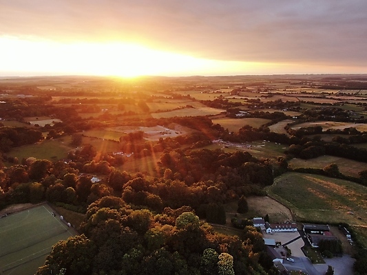 포토 JPG 해외이미지 안테나 풍경 사람없음 농장 시골 드론 해외포토 농업 통신 파일형식 이미지허브