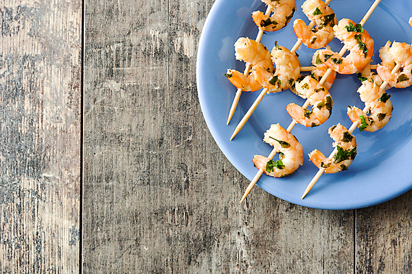 포토 JPG 해외이미지 접시 음식 새우 파슬리 요리 사람없음 목재 흰색 신선 꼬치 그릴 바비큐 지중해 해산물 라임 점심식사 타파스 핸드메이드 해외포토 나무 식기 바다 컬러 채소 과일 재료 주방용품 갑각류 식사 애피타이저 파일형식 이미지허브