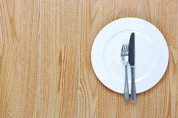 포토 JPG 해외이미지 식기 접시 디자인 음식 백그라운드 포크 탁자 주방용품 사람없음 목재 빨간색 세트 우주 금속 주방 식당 식사 저녁식사 공백 카페 장비 수확 흰색 기구 시골 칼 은색 정상 메뉴 복고 서빙 머리위 설정 점심식사 백자 옛날 카피스페이스 해외포토 나무 컬러 가구 생활용품 농업 재료 재질 상점 도자기 파일형식 이미지허브