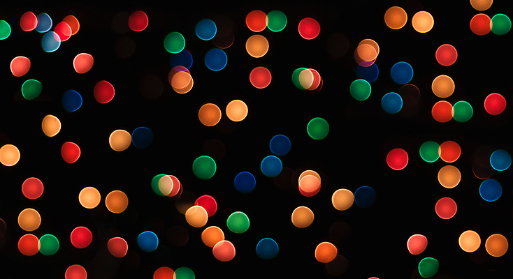 포토 JPG 해외이미지 모양 크리스마스 패턴 검은배경 추상 휴가 새해 사람없음 빨간색 초록색 파란색 빛 컬러풀 노란색 검은색 축제 어둠 점 원형 블러 혼란 효과 해외포토 도형 기념일 컬러 백그라운드 컨셉 무늬 파일형식 이미지허브