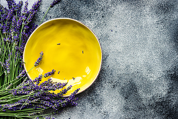 포토 JPG 해외이미지 식기 접시 꽃 회색배경 사람없음 라벤더 카피스페이스 해외포토 식물 백그라운드 공백 회색 허브 파일형식 이미지허브