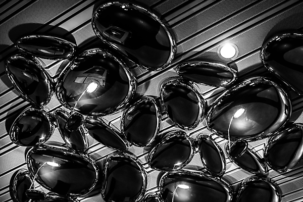 포토 JPG 해외이미지 모양 디자인 과학 백그라운드 컨셉 패턴 일러스트 비즈니스 건축양식 벽지 추상 미래 그림자 사람없음 건물 그래픽 장식 파란색 빛 상자 반사 우주 금속 디지털 검은색 블록 흰색 도시 오브젝트 질감 정사각형 만들기 엘리먼트 철강 스타일 해외포토 도형 건축물 건축 컬러 무늬 모션 재질 파일형식 이미지허브