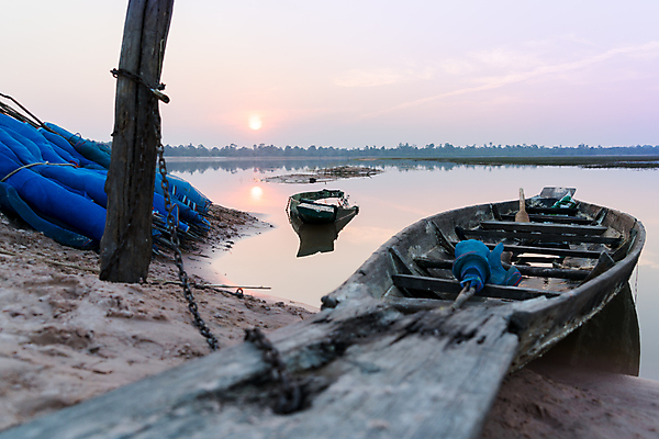 포토 JPG 해외이미지 구름 실루엣 산업 아시아 문화 호수 선 바다 교통시설 태국 자연 하늘 낚시 파노라마 어류 사람 동양인 풍경 사람없음 강 반사 중국 일몰 새벽 달 시골 뜨거움 어선 보트 가난 찌개 댐 방콕 상업 장면 카약 라오스 수평선 해외포토 자연요소 공공시설 나라 음식 교통 컨셉 배_교통 레저 촬영기법 인종 노을 수중동물 수상스포츠 시설 생태계 파일형식 이미지허브