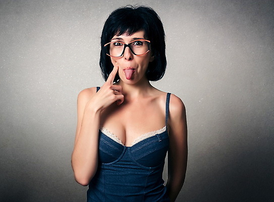 포토 JPG 해외이미지 백인 모델 1 응시 여자 감정 안경 얼굴 백그라운드 생각 한명 웃음 사람 성인 유행 놀람 흰색 청바지 표현 괴짜 혀 충격 보여주기 고립 해외포토 서양인 시선 잡화 컬러 컨셉 바지 모션 표정 신체부위 입 파일형식 이미지허브