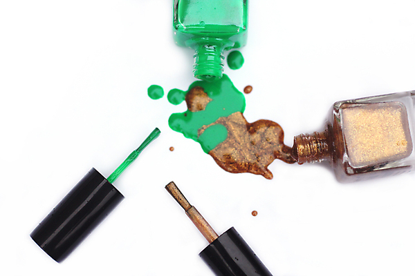 포토 JPG 해외이미지 유리 미술 사람없음 초록색 파란색 빛 컬러풀 유행 상점 금속 페인트 화장품 흰색 붓 못 오픈 화려 액체 황금 플랫 떨어짐 상품 컨테이너 손톱관리 손톱 오브젝트 매니큐어 만들기 위치 광택 고립 니스 스타일 해외포토 손 산업 컬러 컨셉 모션 재질 문화예술 뷰티 공구 네일아트 파일형식 이미지허브