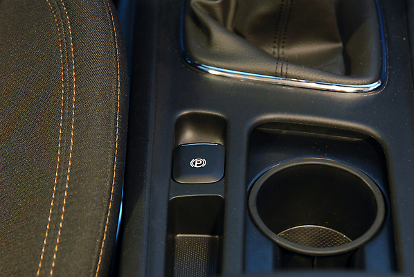 포토 JPG 해외이미지 디자인 공원 산업 부분 자동차 사람없음 내부 장비 운전 수리 역 브레이크 서비스 속도 정비공 스위치 모터 그만 자동 해외포토 공공시설 육상교통 교통시설 모션 기술자 파일형식 이미지허브