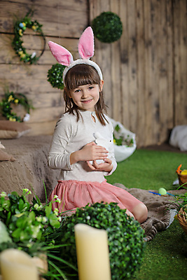 포토 JPG 해외이미지 전통 계절 꽃 딸 행복 어린이 백그라운드 가족 탁자 엄마 휴가 부활절 주택 함께함 창조 한명 사람 취미 장식 초록색 컬러풀 바구니 계란 페인트 봄 흰색 아기 달콤 그림 귀 예술가 페인트붓 걸음마 해외포토 식물 1 기념일 감정 컬러 가구 컨셉 관계 모션 건물 신체부위 알 붓 맛 파일형식 이미지허브