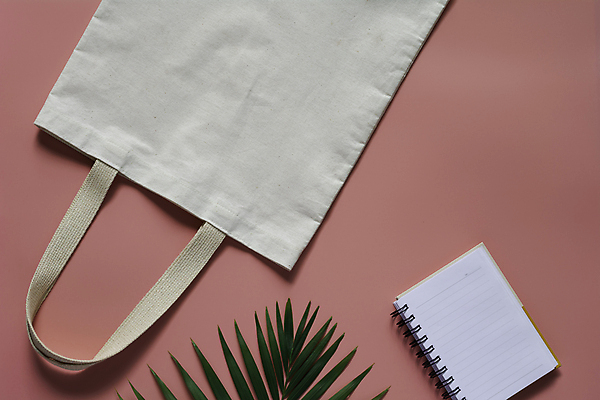 포토 JPG 해외이미지 손 디자인 길 백그라운드 패턴 가방 비즈니스 손잡이 사람없음 세로 초록색 쇼핑 유행 환경 상점 공백 에너지 핸드백 흰색 직물 면 시장 구매 플라스틱 자르기 고객 오브젝트 에코 질감 캔버스 자루 소매 내추럴 거짓 엘리먼트 목업 해외포토 잡화 컬러 무늬 모션 재질 신체부위 파일형식 이미지허브