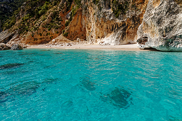 포토 JPG 해외이미지 모래 바다 섬 여행 자연 갈매기 휴가 휴식 풍경 사람없음 물 여름 파란색 모래사장 여행객 이탈리아 절벽 하이킹 만 동굴 지중해 터키석 파라다이스 해외포토 자연요소 계절 유럽 컬러 컨셉 조류 레저 사람 보석 생태계 파일형식 이미지허브