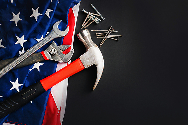 포토 JPG 해외이미지 행복 산업 별 백그라운드 컨셉 비즈니스 휴가 노동자 기념 사람없음 목재 파란색 우주 금속 검은색 미국 장비 자유 수확 도구 공구 스패너 축하 깃발 인사 업무 기술자 엔지니어 수리 정상 망치 9월 민주주의 심볼 서비스 질감 주말 정비공 애국심 유지 전국 하드웨어 해외포토 자연요소 나무 직업 감정 컬러 북아메리카 농업 재료 재질 컴퓨터 예절 작업 날짜 파일형식 이미지허브