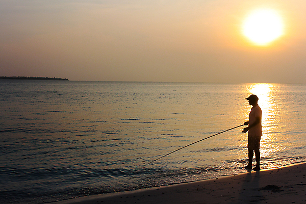 포토 JPG 해외이미지 라이프스타일 실루엣 호수 모래 스포츠 바다 오렌지 자연 하늘 아침 낚시 휴식 그림자 어류 사람없음 야외 물 태양 일출 어둠 일몰 연못 막대기 황금 어부 낚시꾼 마법 해외포토 주간 자연요소 직업 컨셉 과일 레저 촬영기법 생활 노을 수중동물 생태계 파일형식 이미지허브