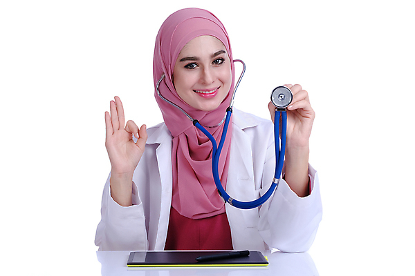 포토 JPG 해외이미지 직업 라이프스타일 응시 여자 청진기 실내 건강 병원 한명 서기 사람 성인 가로 약 건강관리 자료 환자 간호사 의사 정보 대표 이슬람교 서비스 보여주기 적재 독립 돌봄 서류판 인턴 해외포토 1 시선 종교 비즈니스 의학 의료기기 모션 관리 내부 생활 사무용품 의료진 파일형식 이미지허브