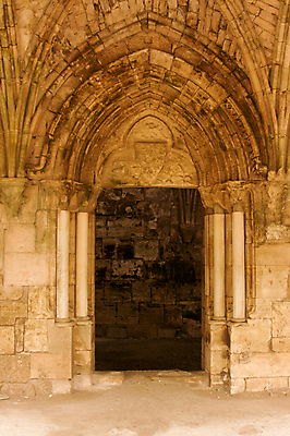 포토 JPG 해외이미지 아시아 벽 중동 건축양식 사람없음 내부 건물 탑 성 중세기사 중세 역사 재산 중앙 이슬람교 폐허 아치 아라비아 동쪽 강화 고고학 시리아 아랍어 해외포토 건축물 교육 건축 나라 종교 금융 방향 파일형식 이미지허브