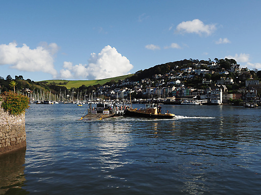 포토 JPG 해외이미지 휴가 영국 잉글랜드 풍경 사람없음 여행객 맑음 보트 접속 작음 승객 해외포토 유럽 배_교통 날씨 사람 크기 파일형식 이미지허브