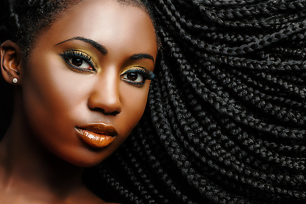 포토 JPG 해외이미지 헤어스타일 여자 얼굴 컨셉 아프리카 한명 인종 성인 유행 검은색 어둠 희망 화장품 표현 화려 우아함 피부 공상 스킨케어 몽환 스타일 힙스터 해외포토 1 패션 감정 나라 컬러 사람 신체부위 뷰티 파일형식 이미지허브