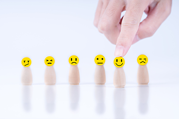 포토 JPG 해외이미지 아이콘 직업 손 디자인 행복 감정 얼굴 백그라운드 컨셉 비즈니스 미소 사람 사람없음 목재 터치 최고 비즈니스맨 체험 선택 상품 투표 고객 심볼 큐브 서비스 사인 만족 긍정 순위 평가 온라인 이모티콘 리뷰 마케팅 우수 지원 사용자 해외포토 나무 남자 재료 표정 신체부위 직장인 선거 절기 파일형식 이미지허브