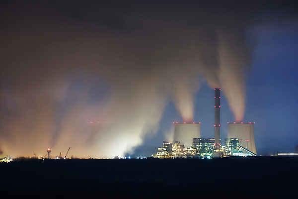 포토 JPG 해외이미지 산업 백그라운드 건축양식 공장 하늘 굴뚝 사람없음 건물 환경 탑 어둠 힘 발전소 에너지 추위 뜨거움 역 야간 큼 상승 가스 원자력 스모그 이산화탄소 해외포토 자연요소 건축물 건축 컨셉 공업 교통시설 크기 파일형식 이미지허브