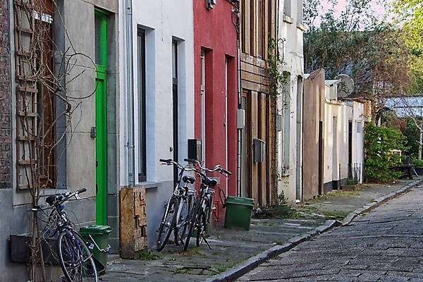 포토 JPG 해외이미지 벽 건축양식 주택 사람없음 햇빛 문 해외포토 건축 건물 태양 파일형식 이미지허브