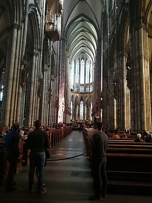 포토 JPG 해외이미지 옷 행복 얼굴 음식 시계 백그라운드 인터넷 비즈니스 가족 거리 서기 사람 앉기 소년 사람없음 내부 건물 사무실 유행 성당 교회 문 걷기 상점 방 도시 그룹 큼 책상 사인 통로 제단 스타일 해외포토 건축물 남자 감정 어린이 가구 관계 종교건축 모션 신체부위 크기 파일형식 이미지허브