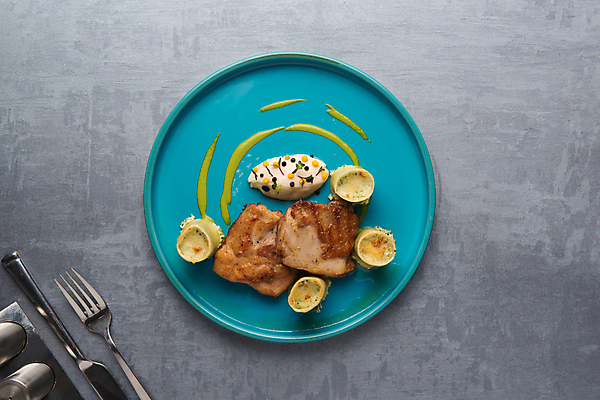 포토 JPG 해외이미지 접시 음식 백그라운드 포크 치즈 육류 요리 사람없음 초록색 금속 식사 저녁식사 샐러드 회색 신선 칼 은색 정상 훈제 점심식사 석판 해외포토 식기 컬러 식재료 재질 유제품 파일형식 이미지허브