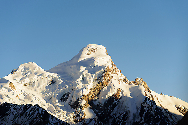 포토 JPG 해외이미지 주간 겨울 자연 하늘 산 사람없음 야외 이탈리아 추위 히말라야 겨울풍경 해외포토 자연요소 계절 유럽 풍경 생태계 파일형식 산맥 이미지허브