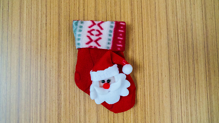 포토 JPG 해외이미지 나무 전통 디자인 계절 벽 백그라운드 크리스마스 겨울 휴가 새로움 양말 매달리기 사람없음 장식 빨간색 초록색 빛 문 장식볼 흰색 나뭇가지 축하 소나무 황금 연도 심볼 오브젝트 질감 전나무 수공예 엘리먼트 해외포토 식물 기념일 컬러 컨셉 모션 공예 파일형식 이미지허브