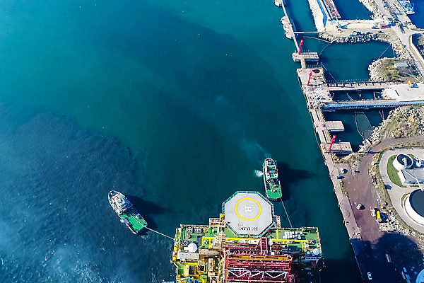 포토 JPG 해외이미지 식물 산업 바다 비즈니스 자연 하늘 해변 사람없음 강 일출 환경 탑 항구 힘 기계 일몰 장비 에너지 탐험 화물 보트 휘발유 컨테이너 조선소 기중기 함선 연료 가스 포트 공학 단상 폴란드 유지 내추럴 조작 해외포토 건축물 교육 유럽 배_교통 교통시설 노을 운송업 중장비 석유 생태계 파일형식 이미지허브