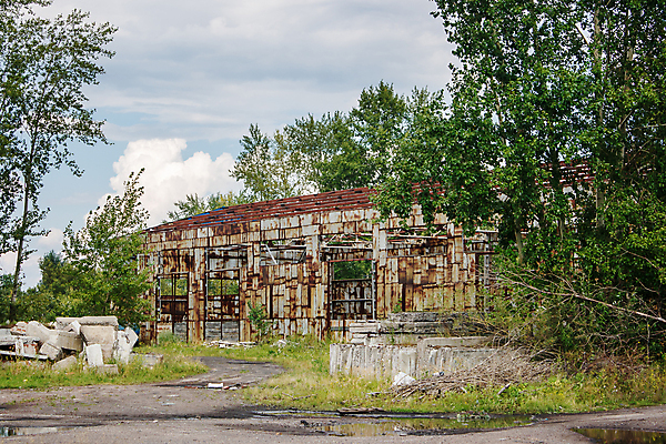 포토 JPG 해외이미지 식물 산업 벽 백그라운드 건축양식 지붕 추상 벽돌 주택 프레임 실내 사람없음 건물 금속 어둠 흰색 도시 구멍 무서움 철 버리기 창고 부식 폐허 수납 낭비 격납고 깨짐 부정부패 썩음 옛날 차고 철강 콘크리트 파멸 해외포토 건축물 건축 감정 컬러 컨셉 무늬 모션 재질 내부 파일형식 소멸 이미지허브