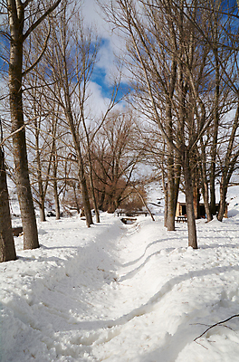 포토 JPG 해외이미지 구름 라이프스타일 계절 도로 스포츠 여행 겨울 자연 하늘 휴가 벽돌 산 바닥 파노라마 풍경 경사 사람없음 야외 파란색 태양 일출 맑음 냉동 등산 장비 추위 흰색 오솔길 땅 언덕 휴양지 정사각형 대리석 장면 스키선수 땅바닥 소다 해외포토 자연요소 도형 길 컬러 재료 교통시설 날씨 운동선수 촬영기법 생활 노을 트래킹 장소 생태계 파일형식 이미지허브