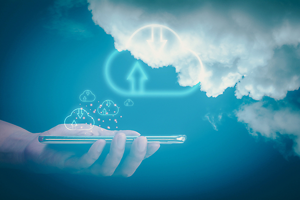 포토 JPG 해외이미지 구름 아이콘 손 백그라운드 이동 컨셉 인터넷 비즈니스 통신 하늘 성공 모바일 아이디어 사람없음 파란색 스마트폰 핸드폰 컴퓨터 세계 글로벌 사무실 디지털 자료 웹 장비 정보 잡기 네트워크 어플리케이션 연결 접속 무선전화기 심볼 보안 시스템 수납 온라인 해결 공유 멀티미디어 혁명 데이터베이스 서버 소셜 소프트웨어 해외포토 자연요소 컬러 모션 안전 신체부위 전자제품 스마트기기 전화기 파일형식 이미지허브