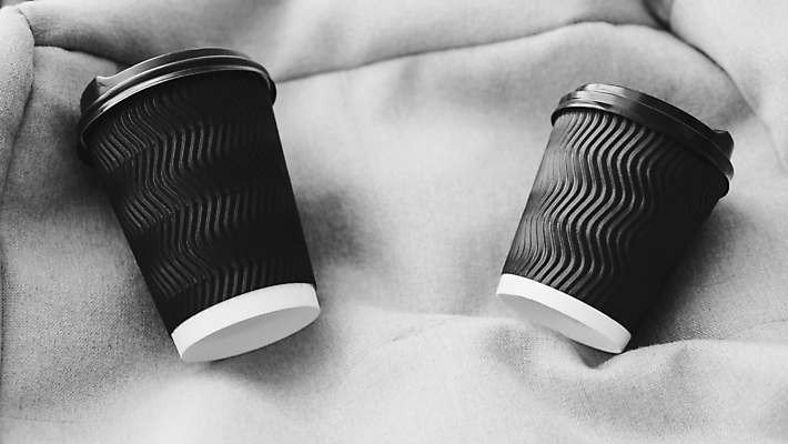 포토 JPG 해외이미지 백인 템플릿 손 디자인 남자 종이 커피 음료 음식 백그라운드 돌담 사람없음 컵 주스 공백 카페 회색 머그컵 뚜껑 흰색 신선 잡기 도시 뜨거움 떨어짐 일회용 플라스틱 에코 테이크아웃 카푸치노 밀짚 판지 단절 라떼 목업 해외포토 서양인 식기 컬러 컨셉 모션 재질 사람 신체부위 담장 환경 상점 돌_바위 짚 파일형식 이미지허브