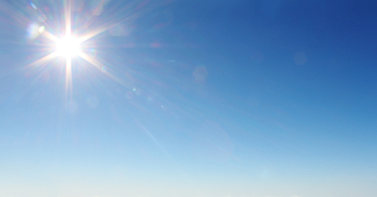포토 JPG 해외이미지 백그라운드 겨울 자연 하늘 날씨 불꽃 사람없음 야외 여름 파란색 빛 햇빛 태양 평화 우주 환경 맑음 에너지 자유 광선 흰색 분위기 순수 장면 북쪽 천국 오존 자외선 해외포토 자연요소 계절 컬러 컨셉 불 방향 생태계 파일형식 이미지허브